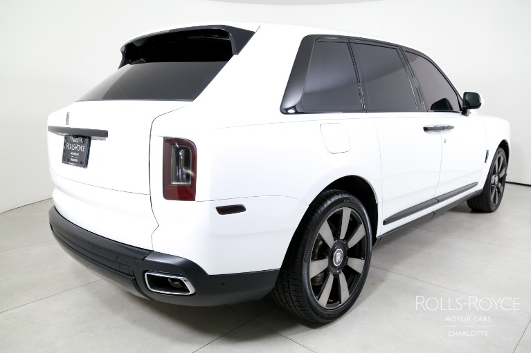 Used-2023-Rolls-Royce-Cullinan