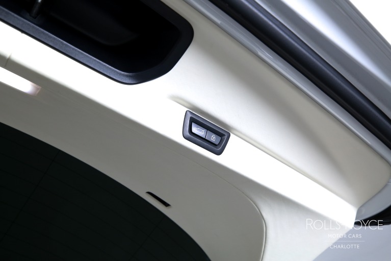 Used-2023-Rolls-Royce-Cullinan