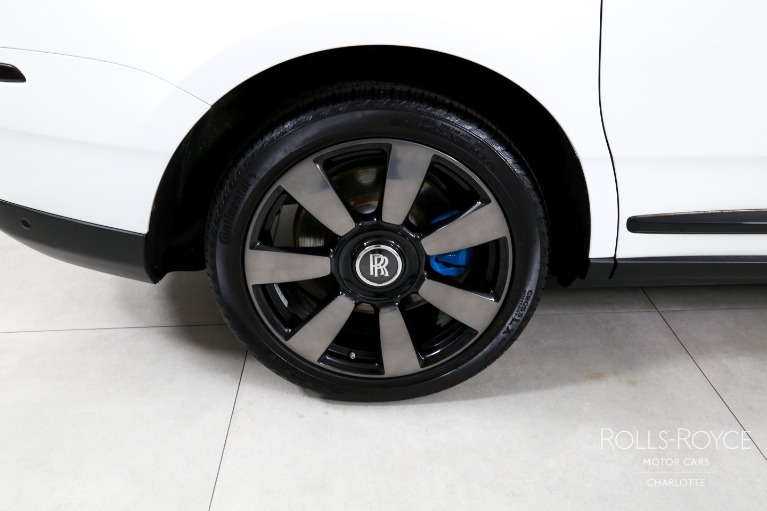 Used-2023-Rolls-Royce-Cullinan