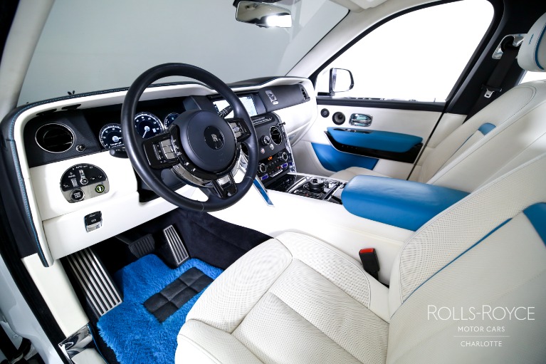 Used-2023-Rolls-Royce-Cullinan