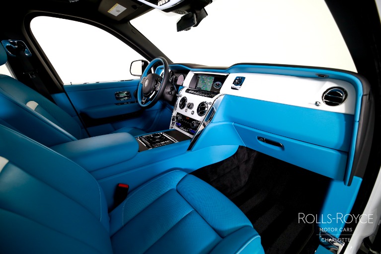 Used-2024-Rolls-Royce-Cullinan
