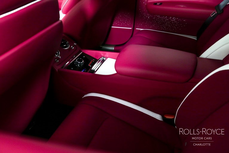 Used-2024-Rolls-Royce-Spectre