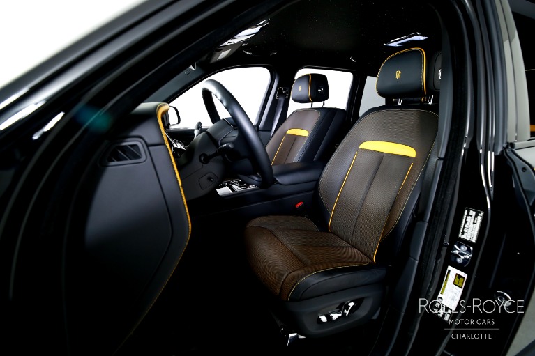 Used-2024-Rolls-Royce-Black-Badge-Cullinan