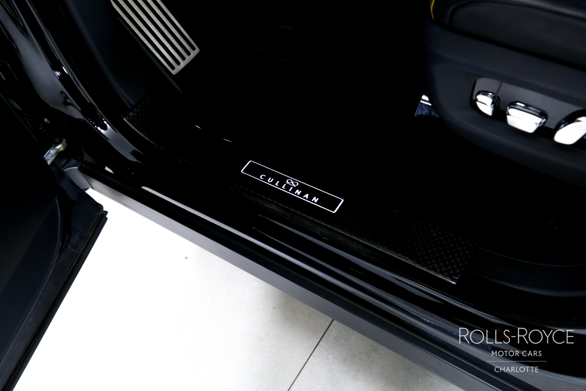 Used 2024 Rolls-Royce Black Badge Cullinan  | Charlotte, NC