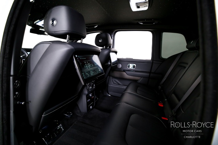 Used-2024-Rolls-Royce-Cullinan