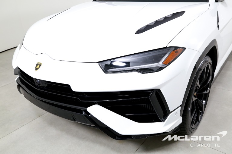 Used-2023-LAMBORGHINI-URUS-S-PEARL-CAPSULE