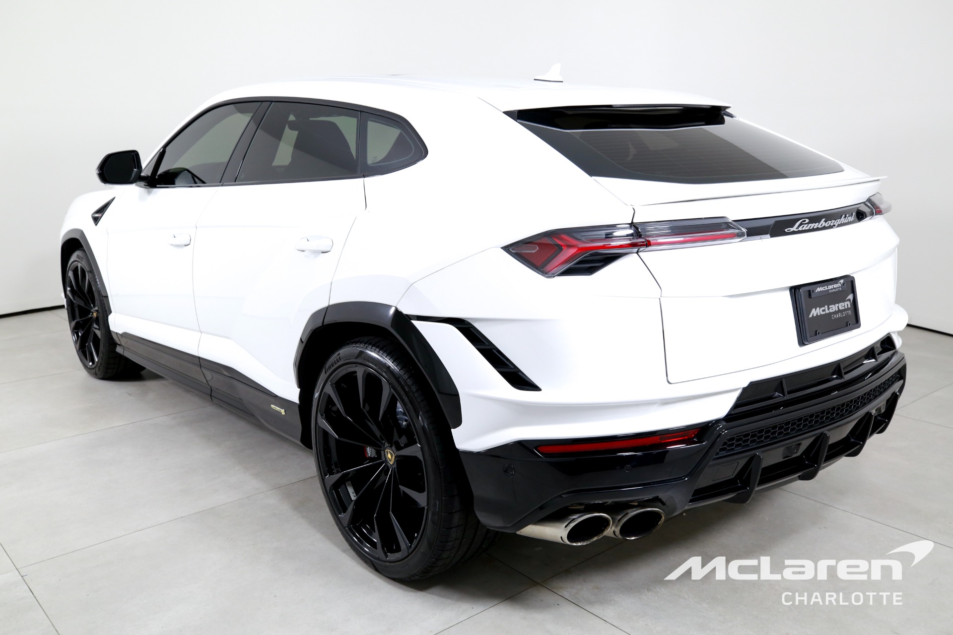 Used 2023 LAMBORGHINI URUS S PEARL CAPSULE | Charlotte, NC