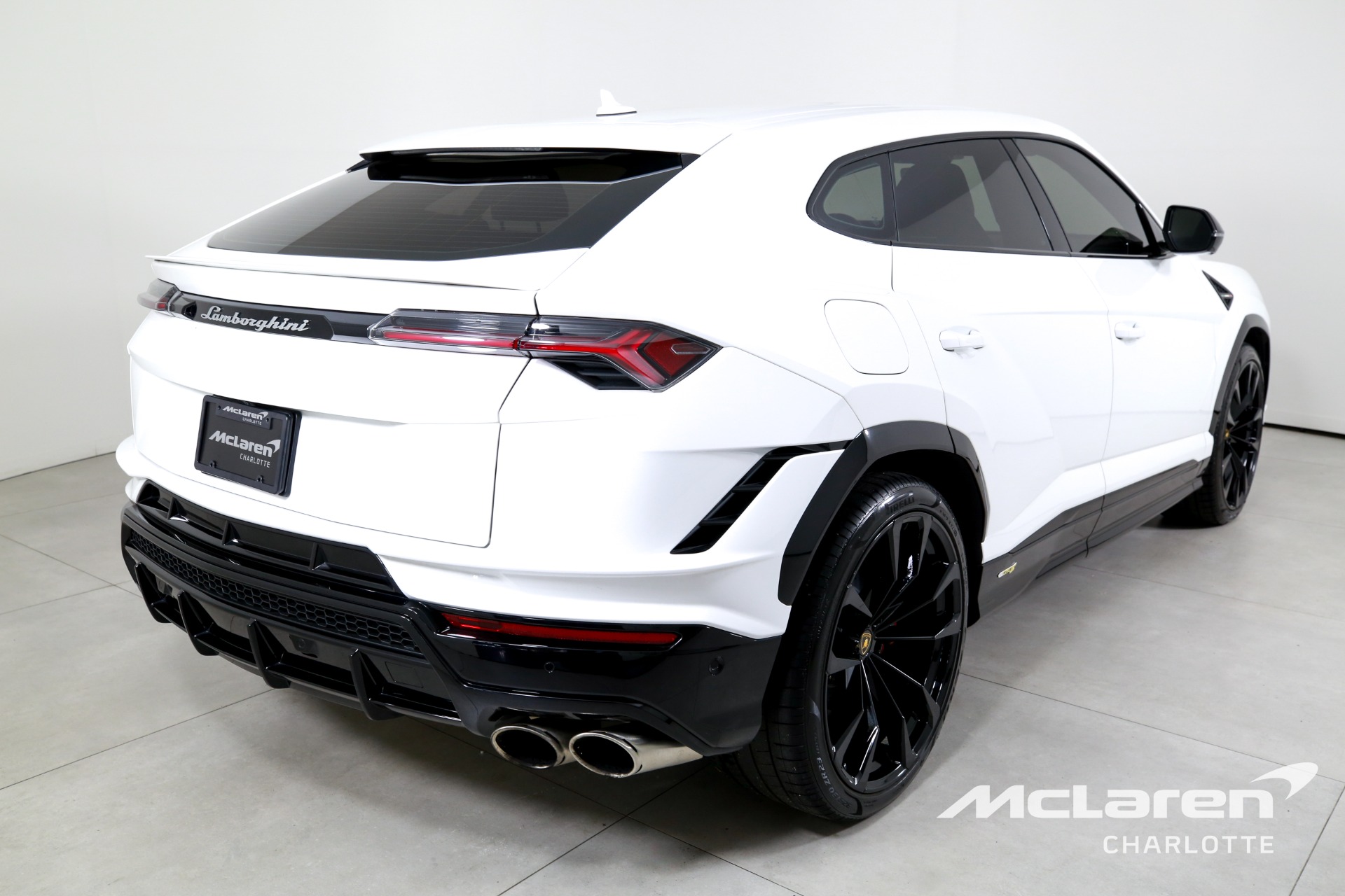 Used 2023 LAMBORGHINI URUS S PEARL CAPSULE | Charlotte, NC