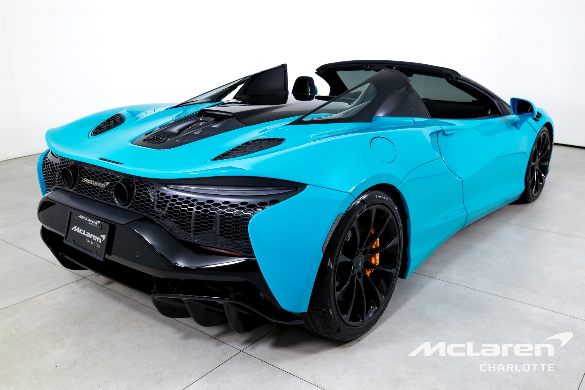 Used 2025 McLaren Artura Spider TechLux | Charlotte, NC