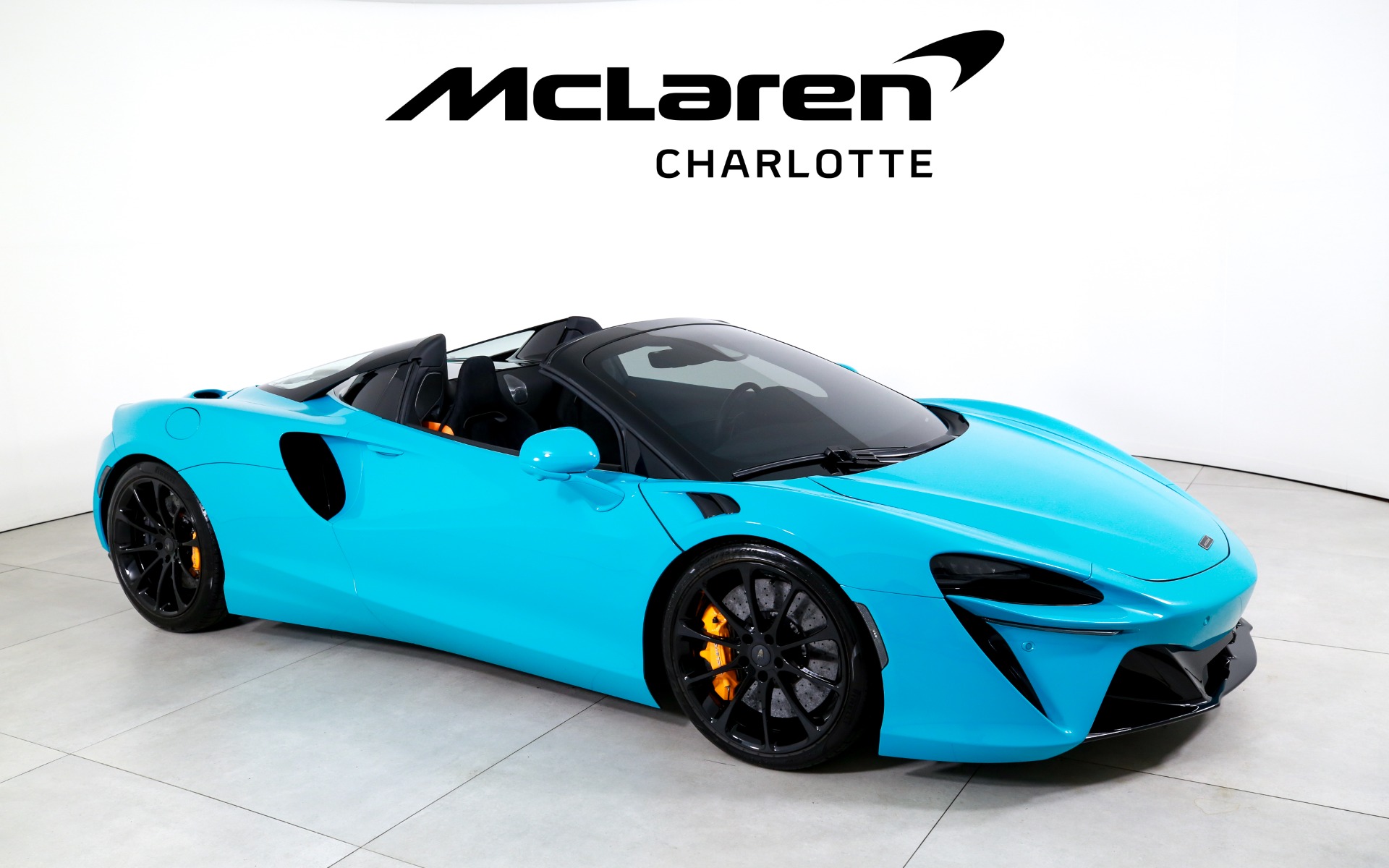 Used 2025 McLaren Artura Spider TechLux | Charlotte, NC