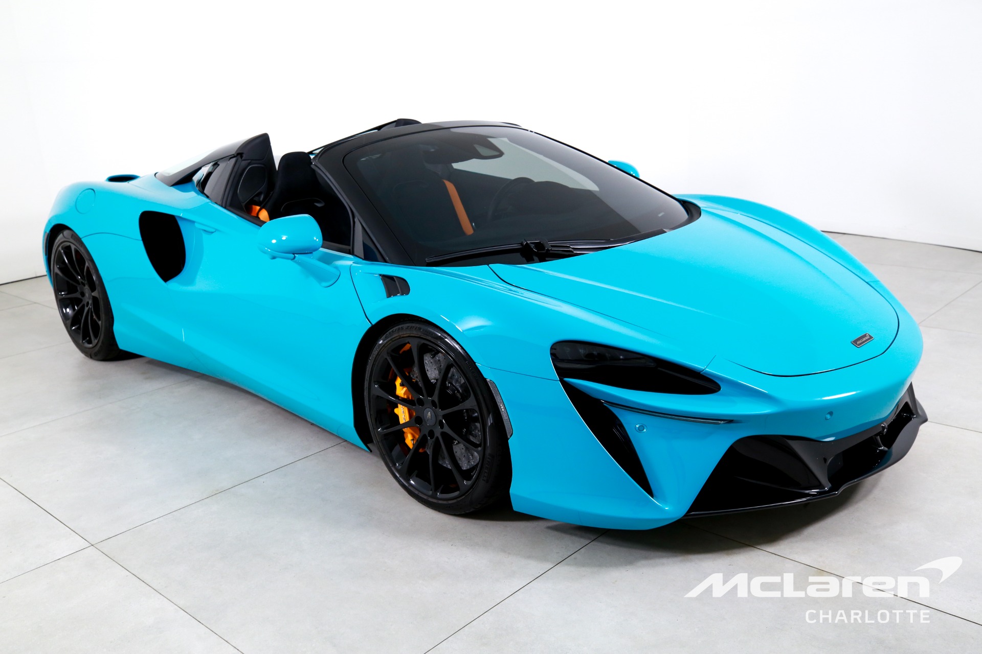 Used 2025 McLaren Artura Spider TechLux | Charlotte, NC