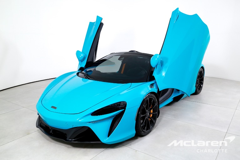 Used-2025-McLaren-Artura-Spider-TechLux