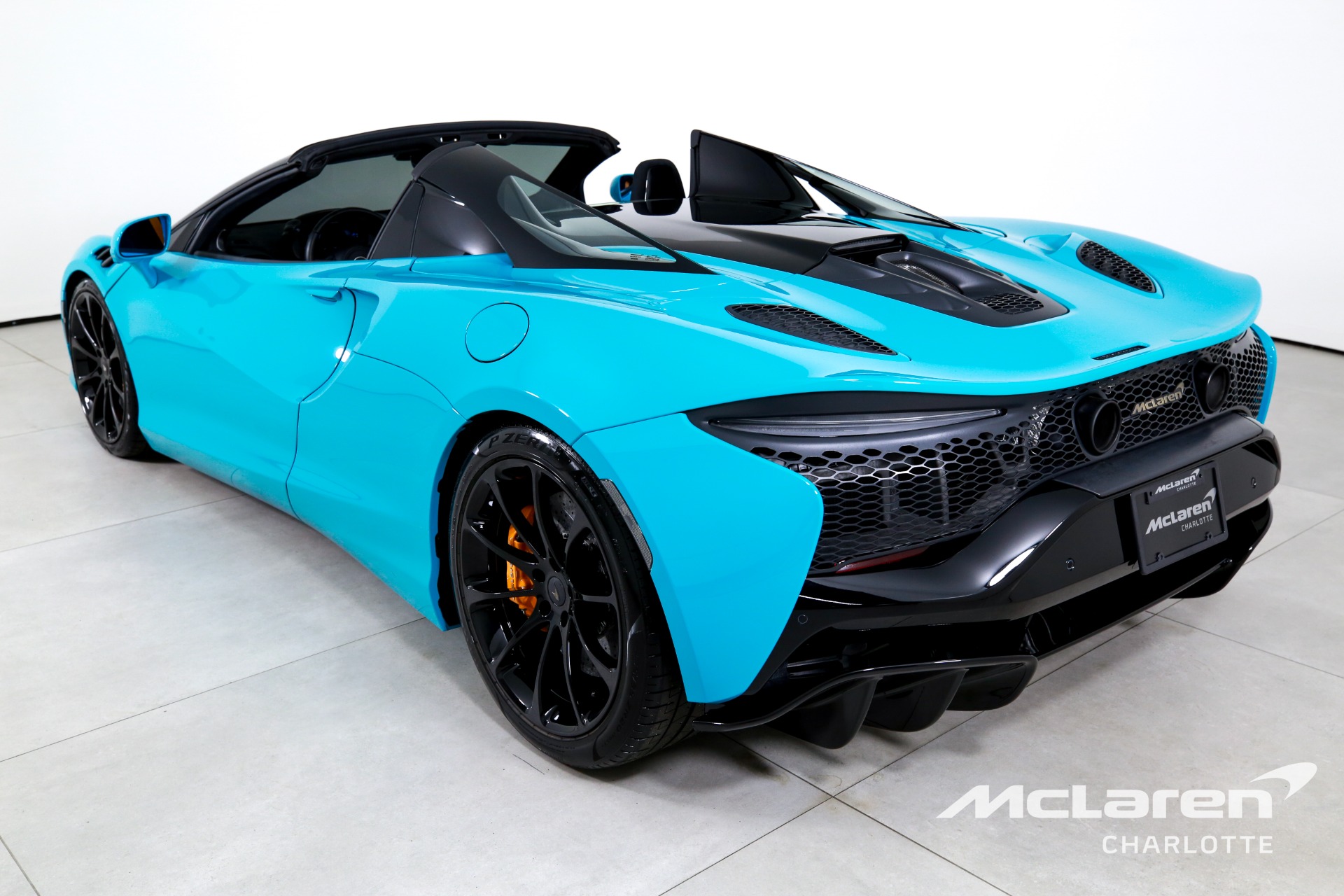 Used 2025 McLaren Artura Spider TechLux | Charlotte, NC