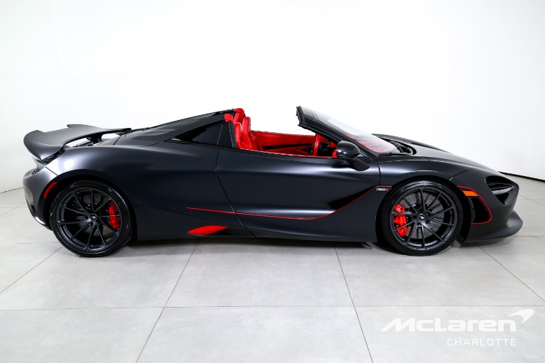 Used-2025-McLaren-750S-Spider