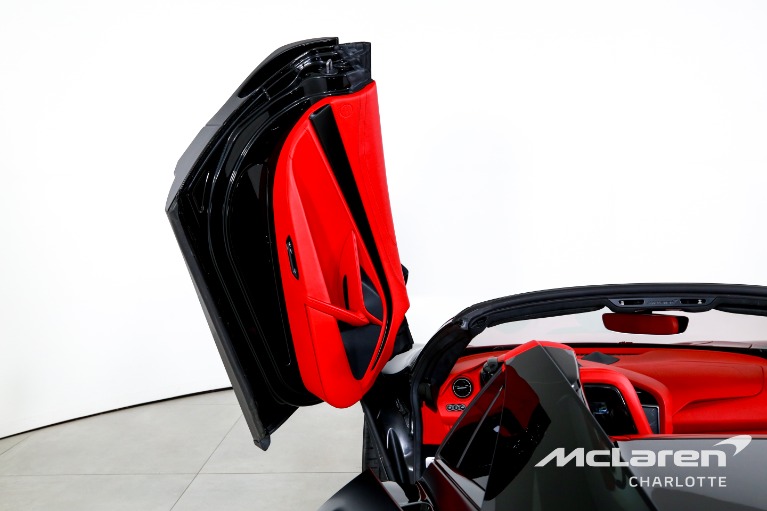 Used-2025-McLaren-750S-Spider