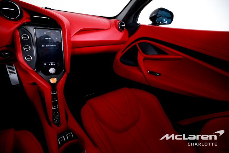 Used-2025-McLaren-750S-Spider