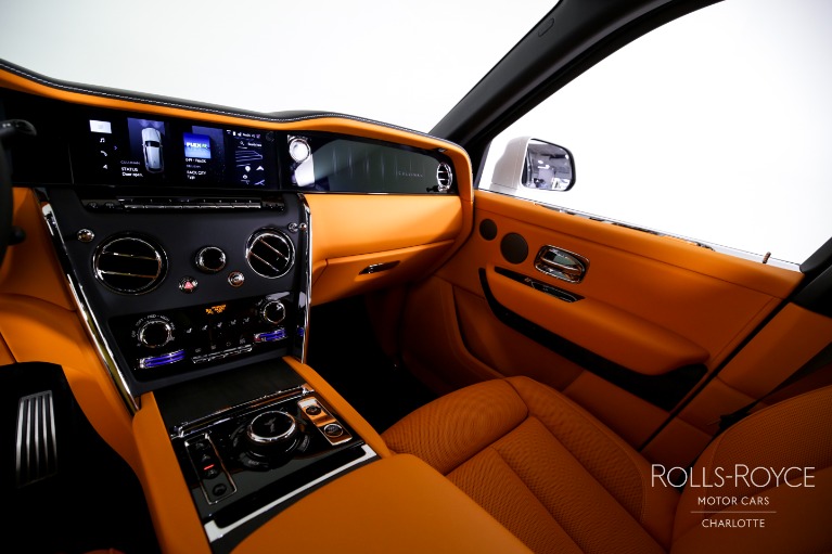 Used-2025-Rolls-Royce-Cullinan