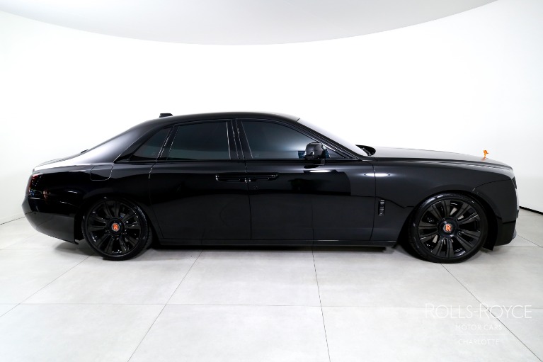 Used-2024-Rolls-Royce-Ghost