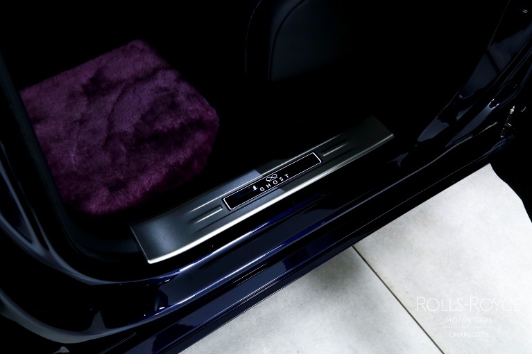 Used-2024-Rolls-Royce-Black-Badge-Ghost