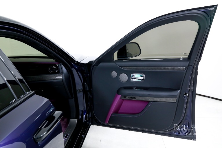 Used-2024-Rolls-Royce-Black-Badge-Ghost