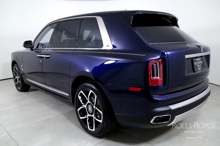 Used-2024-Rolls-Royce-Cullinan