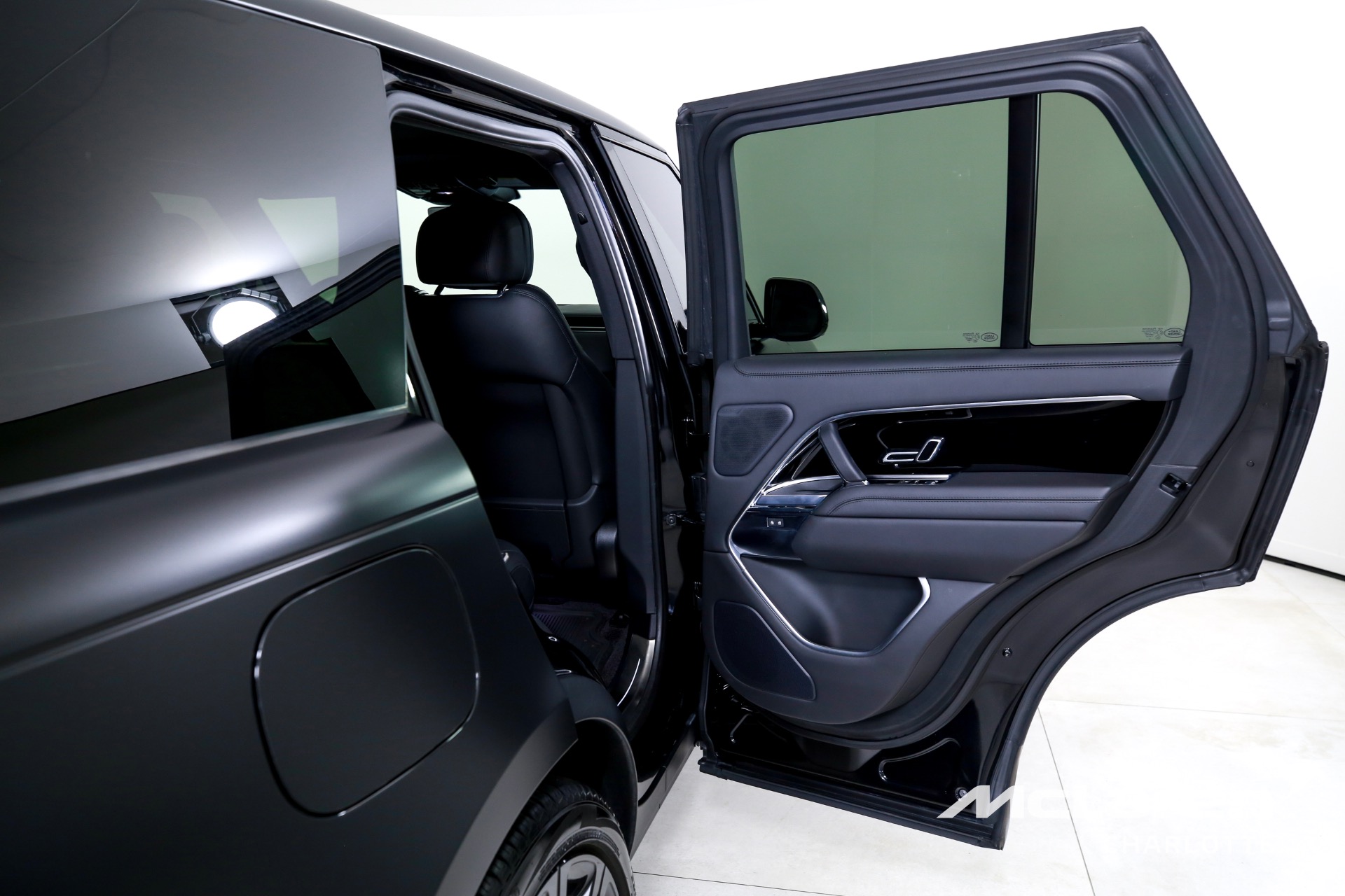 Used 2024 Land Rover Range Rover P530 SE | Charlotte, NC