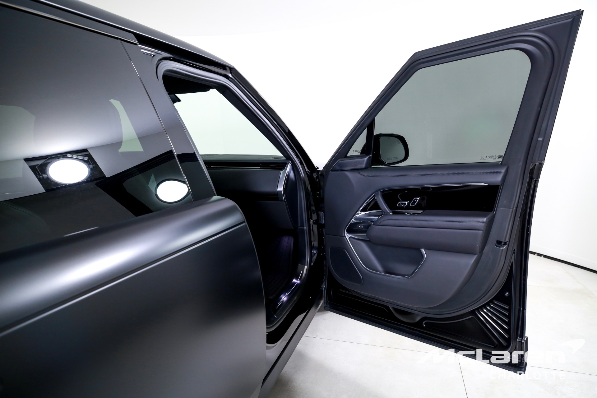 Used 2024 Land Rover Range Rover P530 SE | Charlotte, NC