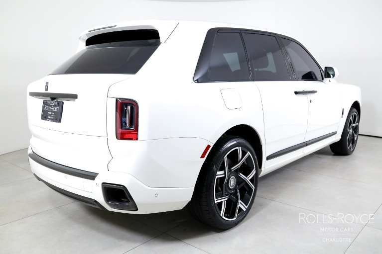 Used-2025-Rolls-Royce-Black-Badge-Cullinan