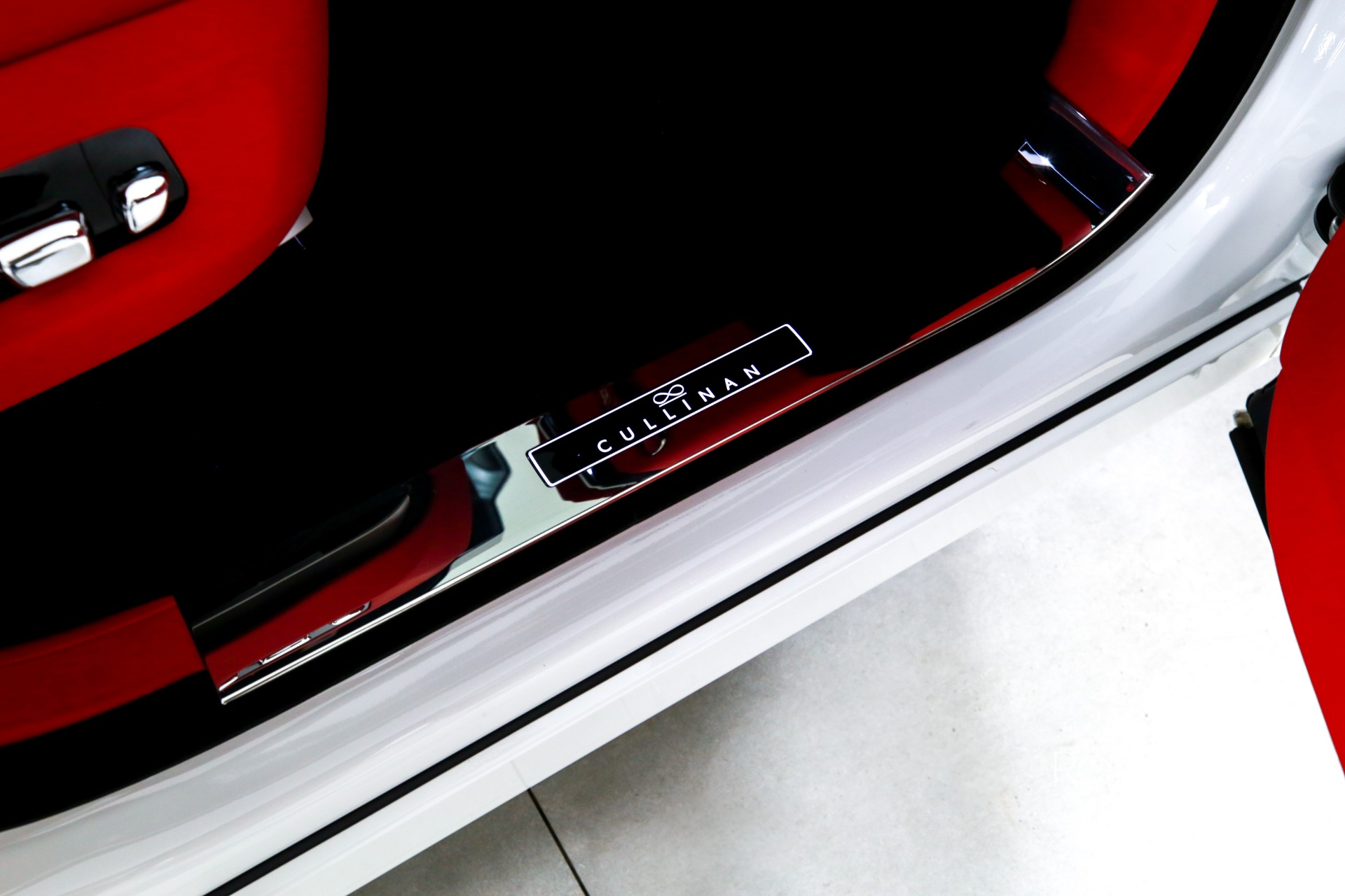Used 2025 Rolls-Royce Black Badge Cullinan  | Charlotte, NC