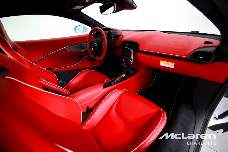 Used-2025-McLaren-Artura
