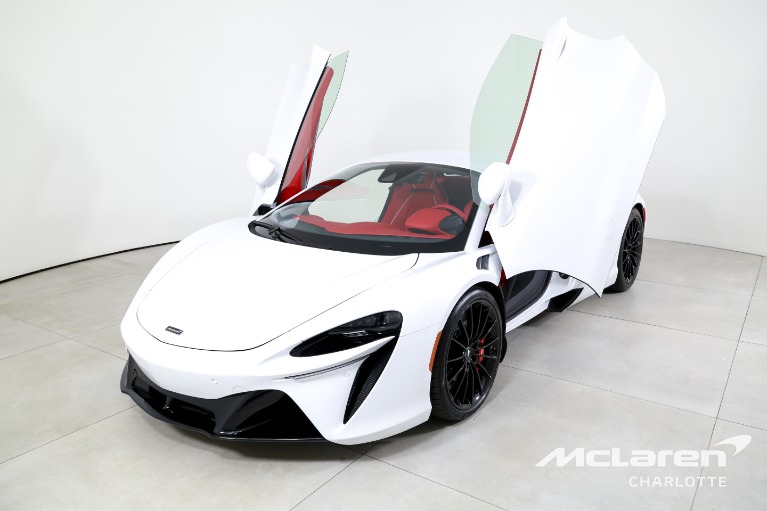 Used-2025-McLaren-Artura