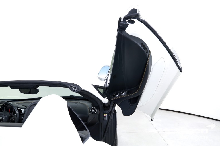 Used-2015-McLaren-650S-Spider