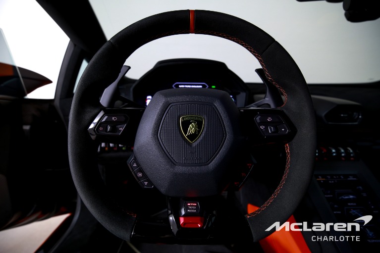 Used-2022-Lamborghini-Huracan-STO