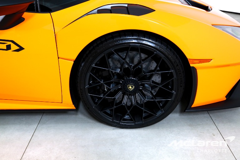 Used-2022-Lamborghini-Huracan-STO