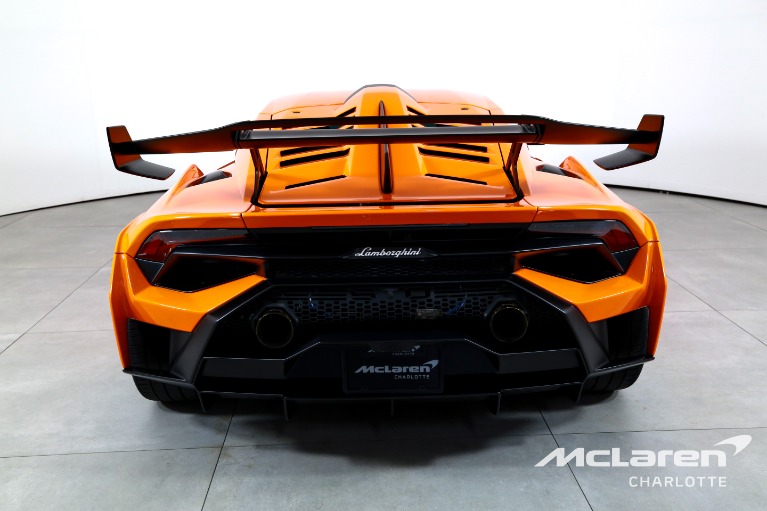 Used-2022-Lamborghini-Huracan-STO