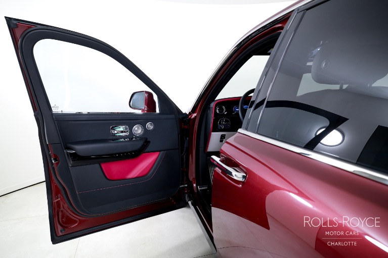 Used-2025-Rolls-Royce-Cullinan
