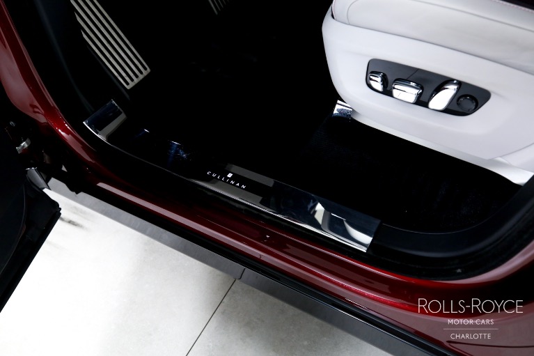 Used-2025-Rolls-Royce-Cullinan