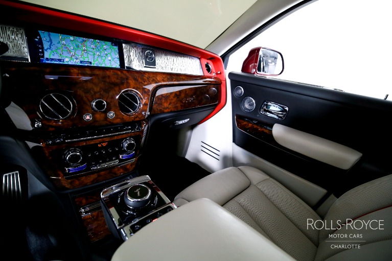 Used-2019-Rolls-Royce-Phantom