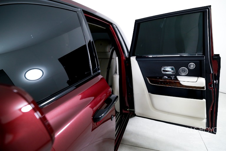 Used-2019-Rolls-Royce-Phantom