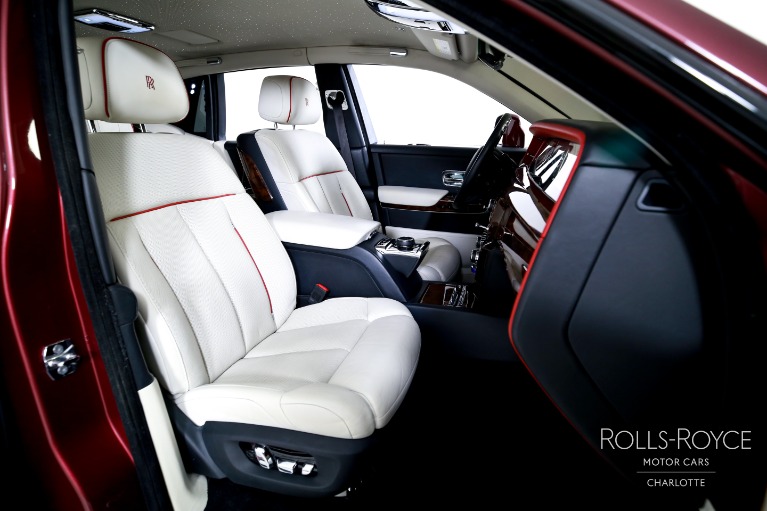 Used-2019-Rolls-Royce-Phantom
