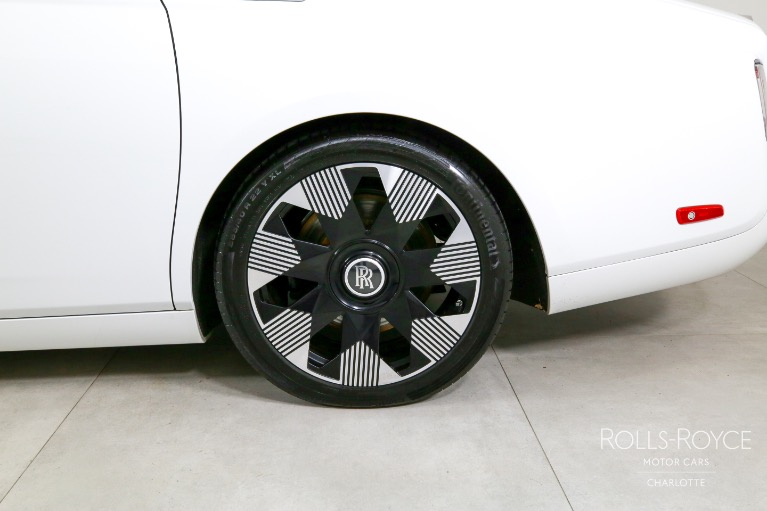 Used-2024-Rolls-Royce-Phantom