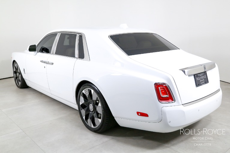 Used-2024-Rolls-Royce-Phantom