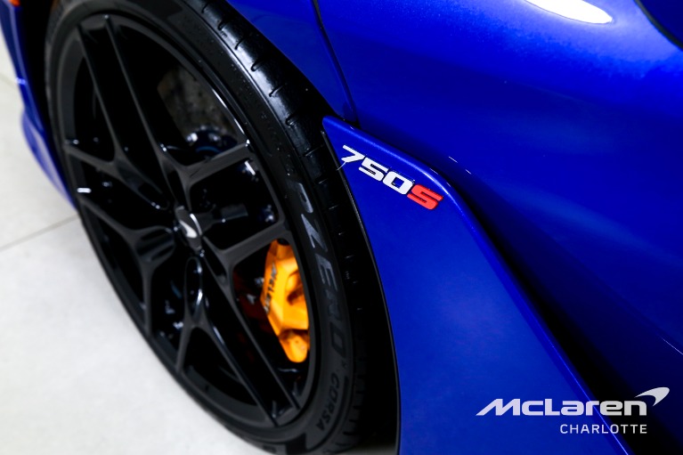 Used-2025-McLaren-750S