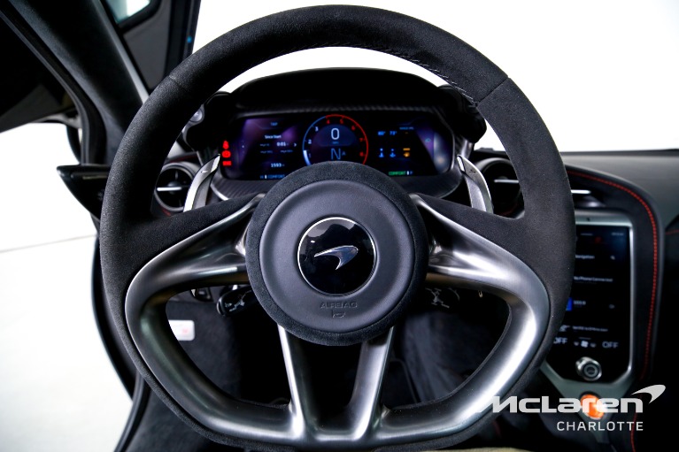 Used-2025-McLaren-750S