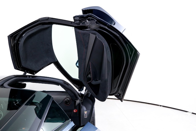 Used-2025-McLaren-750S