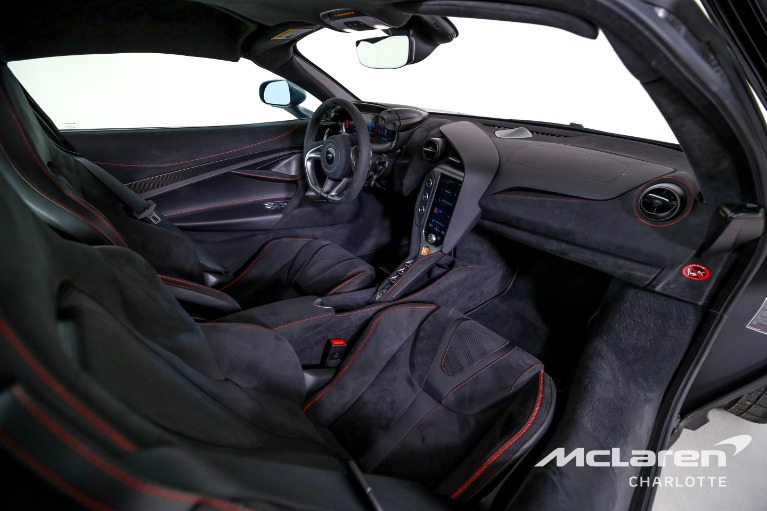 Used-2025-McLaren-750S