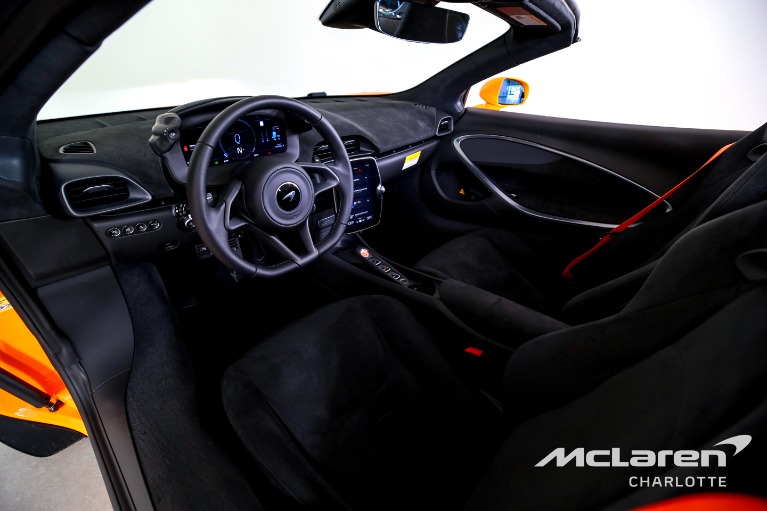 New-2026-McLaren-Artura-Spider