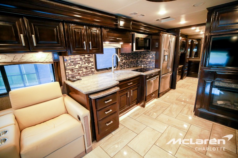 Used-2018-FREIGHTLINER-CUSTOM-CHASSIS