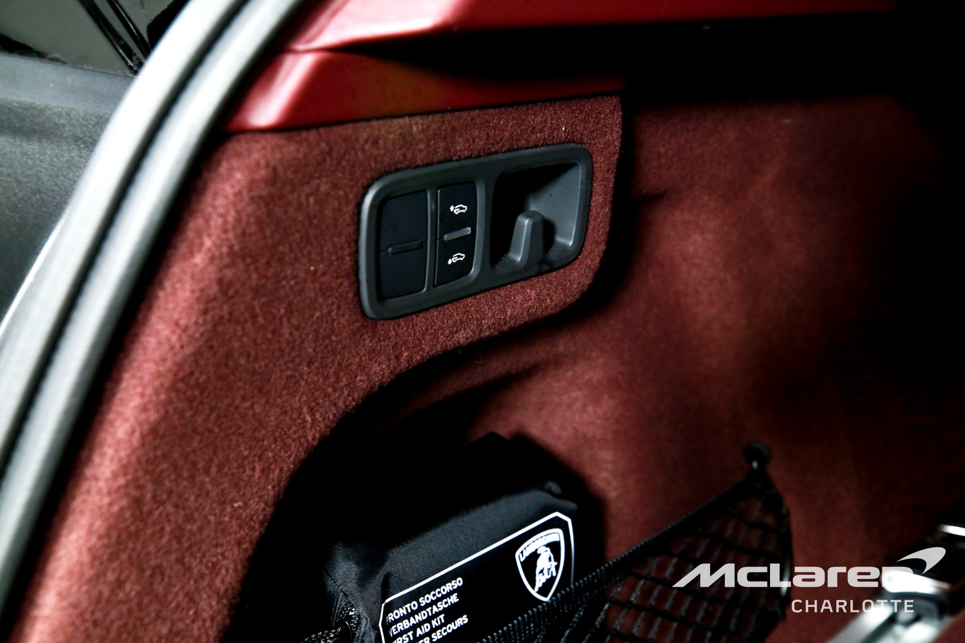Used 2025 Lamborghini Urus SE | Charlotte, NC