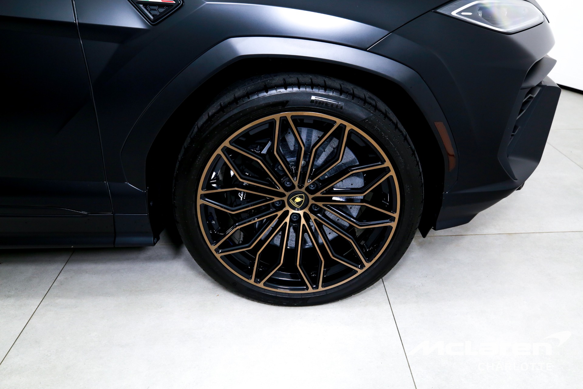 Used 2025 Lamborghini Urus SE | Charlotte, NC